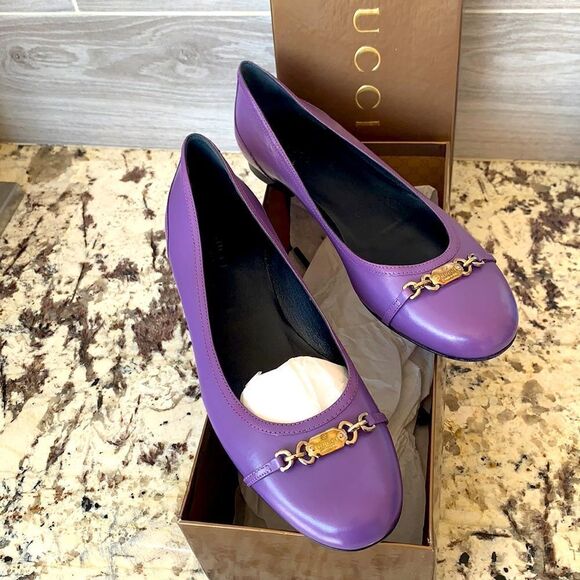 Gucci flats 🥿  - Picture 1 of 11